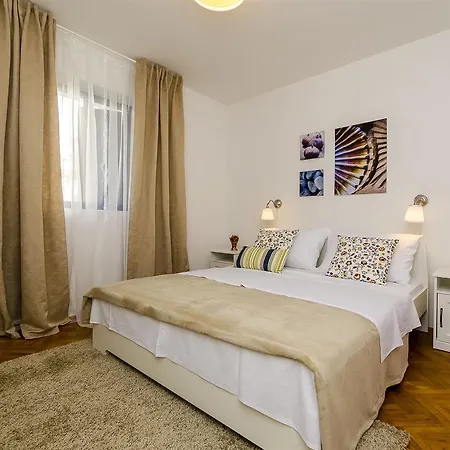 House Greta Holiday home *